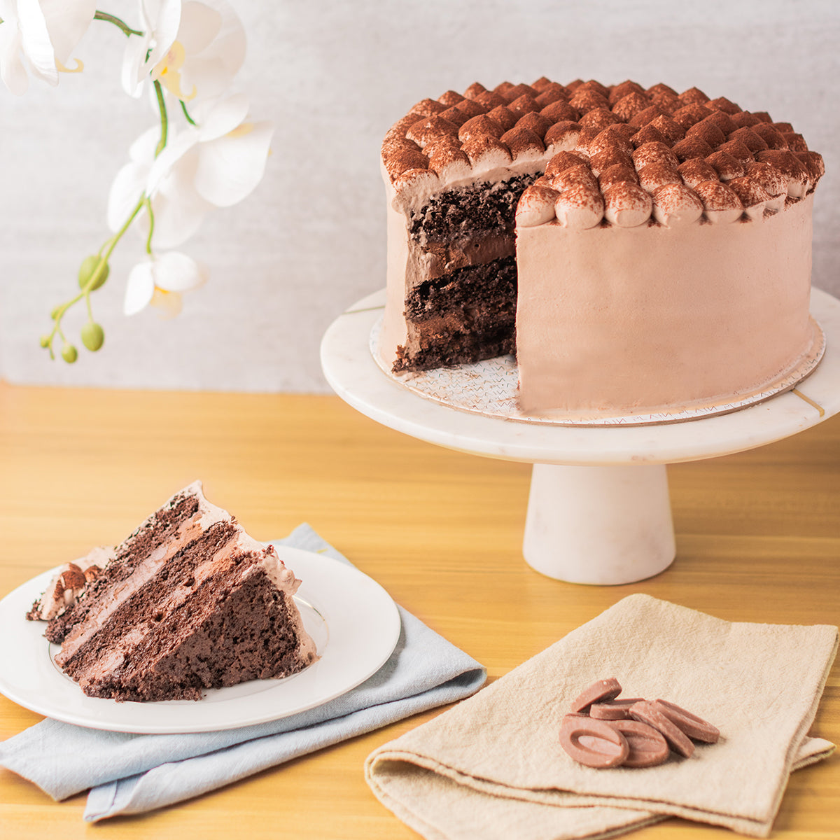 Chocolate & Vanilla Custard Cakes - The Tasty K